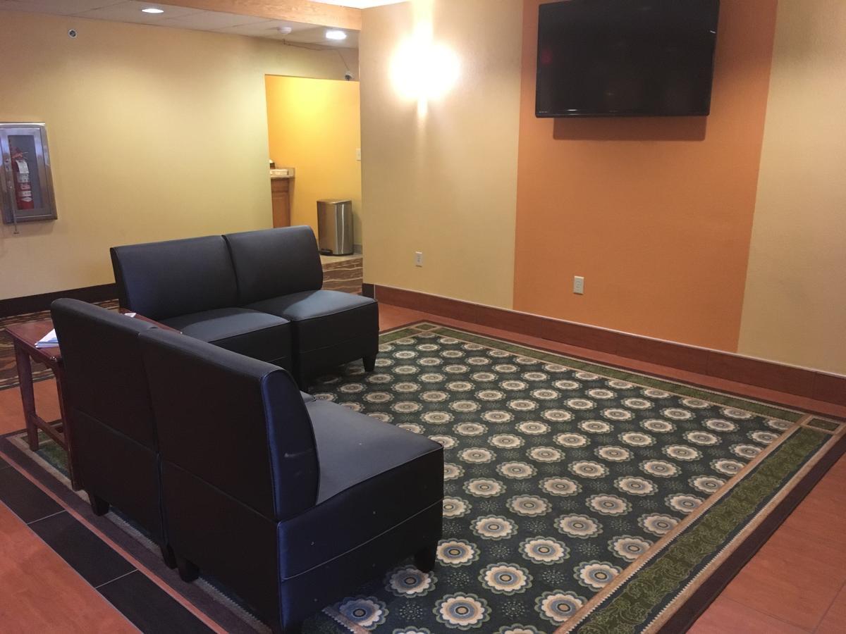 Microtel Inn By Wyndham - Albany Airport Latham Exterior photo